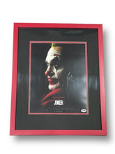 Load image into Gallery viewer, Poster Enmarcado / Cine / Joaquin Phoenix (Joker)
