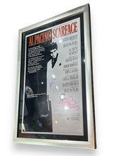 Cargar imagen en el visor de la galería, Poster Enmarcado / Scarface / Al Pacino - Steven Bauer
