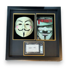 Load image into Gallery viewer, Máscara Enmarcada / V de Vendetta / Natalie Portman
