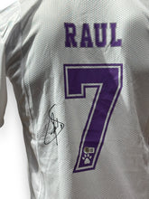 Load image into Gallery viewer, Jersey / Real Madrid / Raúl Gonzalez (TEMPORADA 1997/98)
