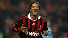 Cargar imagen en el visor de la galería, Balón Futbol / Milán / Ronaldinho
