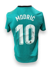 Cargar imagen en el visor de la galería, Jersey / Real Madrid / Luca Modric
