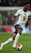 Load image into Gallery viewer, Tacos usados en juego / Futbol Inglaterra / Raheem Sterling
