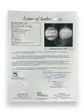 Cargar imagen en el visor de la galería, Pelota Baseball / Yankees / Mickey Mantle y Joe Dimaggio
