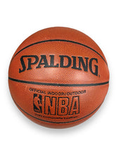 Cargar imagen en el visor de la galería, Balón Basketball / Lakers / Kobe Bryant
