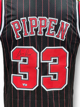 Cargar imagen en el visor de la galería, Jersey / Bulls / Scottie Pippen
