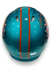 Cargar imagen en el visor de la galería, Casco Profesional / Dolphins Flash / Dan Marino
