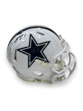 Cargar imagen en el visor de la galería, Mini Casco / Cowboys Lunar / Stephon Gilmore
