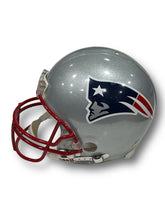 Cargar imagen en el visor de la galería, Casco Proline / Patriots / Julian Edelman
