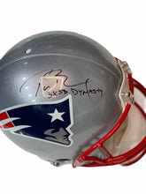 Cargar imagen en el visor de la galería, Casco Pro / Patriots / Tom Brady
