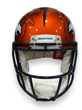 Cargar imagen en el visor de la galería, Casco Speed Pro Flash / Broncos / Peyton Manning
