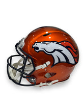 Load image into Gallery viewer, Casco Speed Pro Flash / Broncos / Peyton Manning
