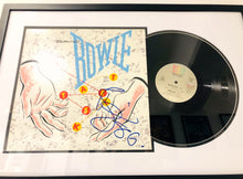 Cargar imagen en el visor de la galería, Disco LP Enmarcado / David Bowie
