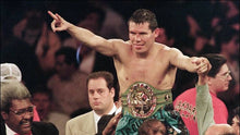 Load image into Gallery viewer, Guante / Boxeo / Julio Cesar Chavez
