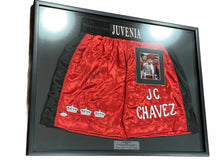 Cargar imagen en el visor de la galería, Shorts Enmarcados / Boxeo / Julio Cesar Chavez
