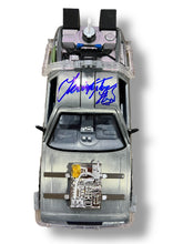 Cargar imagen en el visor de la galería, Coche Escala / Back to the Future / Christopher Lloyd
