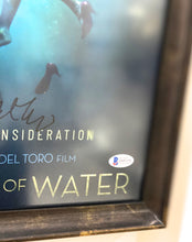 Cargar imagen en el visor de la galería, Fotografía | Shape of Water | Guillermo del Toro
