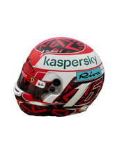 Load image into Gallery viewer, Mini Casco / F1 / Charles Leclerc
