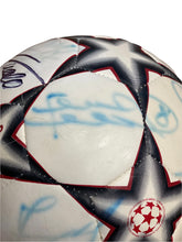 Load image into Gallery viewer, Balón Futbol / Chelsea / Temporada 2007
