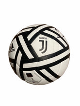 Load image into Gallery viewer, Balón / Juventus / Cristiano Ronaldo
