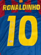 Cargar imagen en el visor de la galería, Jersey / Barcelona / Ronaldinho

