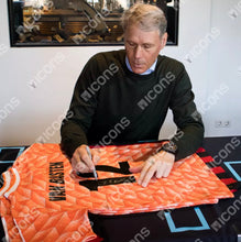 Cargar imagen en el visor de la galería, Jersey Enmarcado / Selección de Holanda / Marco Van Basten
