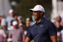 Cargar imagen en el visor de la galería, Gorra / Golf / Tiger Woods
