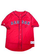 Load image into Gallery viewer, Jersey enmarcado / Red Sox / David Ortiz
