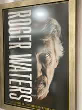 Load image into Gallery viewer, Poster enmarcado / Pink Floyd / Roger Waters
