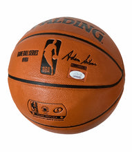 Cargar imagen en el visor de la galería, Balón Basketball / Bucks / Giannis Antetokounmpo
