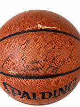 Load image into Gallery viewer, Balón Basketball / Bulls / Scottie Pippen
