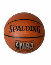 Load image into Gallery viewer, Balon Basketball / Spurs / David Robinson
