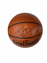 Load image into Gallery viewer, Balón Basketball / Lakers / Shakel O Neal y Magic Johnson
