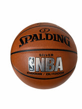Load image into Gallery viewer, Balón Basketball / Lakers / Shakel O Neal y Magic Johnson
