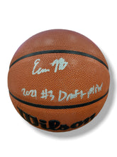 Cargar imagen en el visor de la galería, Balón Basketball / Cavaliers / Evan Mobley
