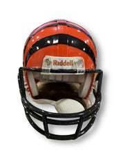 Load image into Gallery viewer, Mini Casco / Bengals / Aj Green
