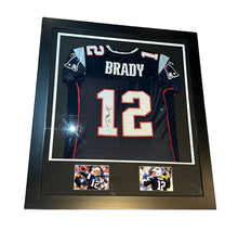 Cargar imagen en el visor de la galería, Jersey Enmarcado / Patriots / Tom Brady
