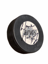 Load image into Gallery viewer, Puck / Kings / Wayne Gretzky
