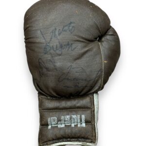 Guante antiguo / Box / JC Chávez, JM Márquez, R, Duran